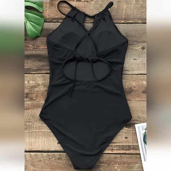 New! Classic black swimsuit spaghetti straps vacation beach pool Size small - Picture 2 of 8